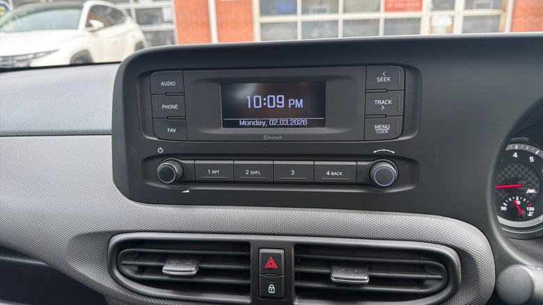 Hyundai i10 1.0 MPi SE 5dr Petrol Hatchback